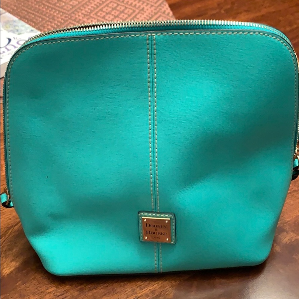 NWT large mint dooney and Bourke trixie